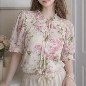 Chic Floral Blouse in Pink and Green